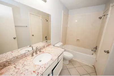 2711 Grants Lake Boulevard #202, Sugar Land, TX 77479 - Photo 19
