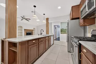 11126 Cedarhurst Dr, Houston, TX 77096 - Photo 9