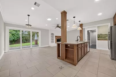 11126 Cedarhurst Drive, Houston, TX 77096 - Photo 13