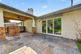 11126 Cedarhurst Dr, Houston, TX 77096 - Photo 41