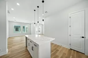 1989 Bauer Dr, Houston, TX 77080 - Photo 11