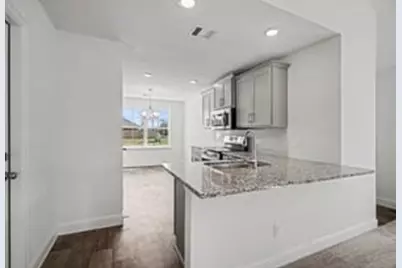 440 Bryan Way, Angleton, TX 77515 - Photo 5