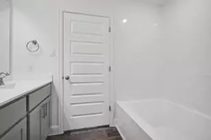 440 Bryan Wy, Angleton, TX 77515 - Photo 11