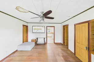 305 W Converse St, Weimar, TX 78962 - Photo 21