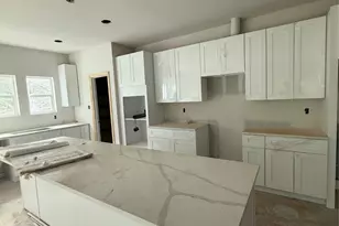 6814 Champion Ln, Houston, TX 77091 - Photo 3