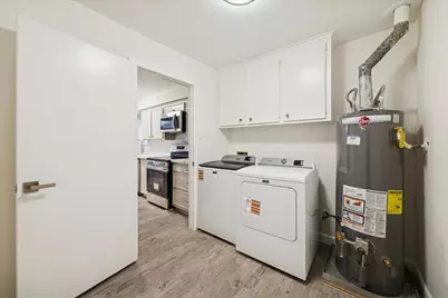 2000 Nantucket Drive, Houston, TX 77057 - Photo 7