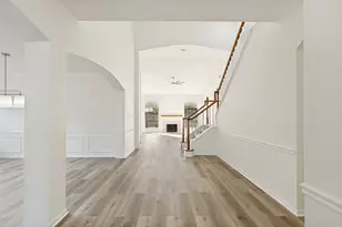 2412 Piney Woods Dr, Pearland, TX 77581 - Photo 9