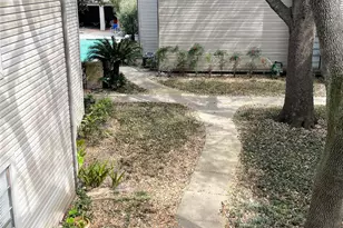 9707 Richmond Ave, Houston, TX 77042 - Photo 11