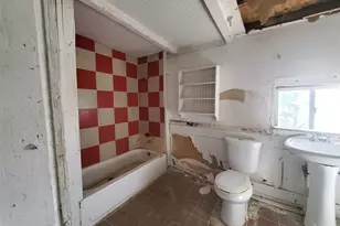 511 43rd St, Galveston, TX 77550 - Photo 21