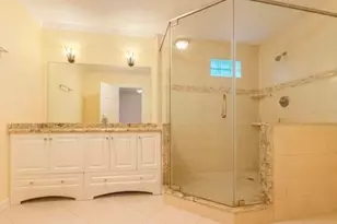 11406 Montverde Ln, Houston, TX 77099 - Photo 9