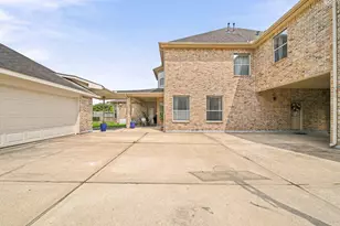 7910 Emerald Haven Dr, Sugar Land, TX 77479 - Photo 41