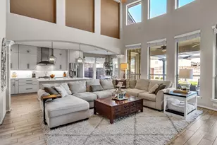 9602 Emerald Lakes Dr, Rosharon, TX 77583 - Photo 7