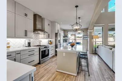 9602 Emerald Lakes Drive, Rosharon, TX 77583 - Photo 9