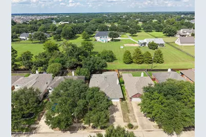 15015 Mills Park Lane Lane, Cypress, TX 77429 - Photo 5