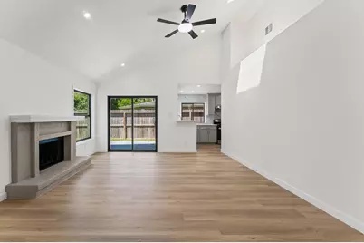 12823 Ashford Hills Drive Drive, Houston, TX 77077 - Photo 15