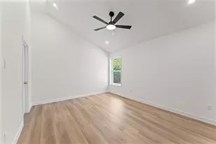 12823 Ashford Hills Dr Dr, Houston, TX 77077 - Photo 17