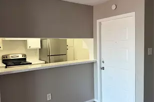 2816 S Bartell Dr, Houston, TX 77054 - Photo 1