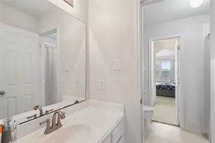 2614 Sunset Lake Dr, Sugar Land, TX 77478 - Photo 31
