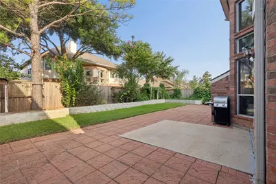 2614 Sunset Lake Drive, Sugar Land, TX 77478 - Photo 37