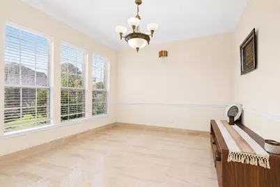 2614 Sunset Lake Drive, Sugar Land, TX 77478 - Photo 13