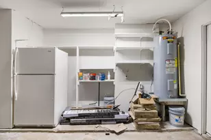 12123 Plumpoint Dr, Houston, TX 77099 - Photo 15