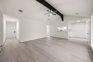 12123 Plumpoint Dr, Houston, TX 77099 - Photo 5