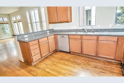 1611 Silver Street, Houston, TX 77007 - Photo 7