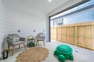 1511 Euel St, Houston, TX 77009 - Photo 33
