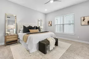 8409 Hempstead Rd, Houston, TX 77008 - Photo 13