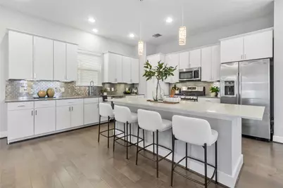 8409 Hempstead Road #H, Houston, TX 77008 - Photo 7