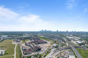 8409 Hempstead Rd, Houston, TX 77008 - Photo 39