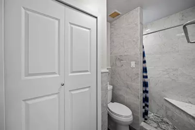 10122 Green Valley Lane, Houston, TX 77064 - Photo 15