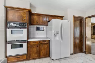 4010 Paraguay Cir, Pasadena, TX 77504 - Photo 9