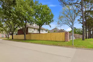 19211 E Larah Ln, Houston, TX 77094 - Photo 47