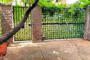 1115 Autrey St, Houston, TX 77006 - Photo 3