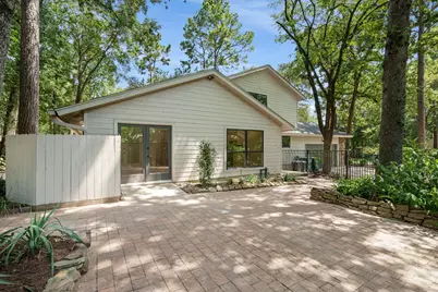 2 Crescent Falls Court, The Woodlands, TX 77381 - Photo 35