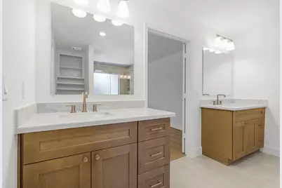 2 Crescent Falls Court, The Woodlands, TX 77381 - Photo 17