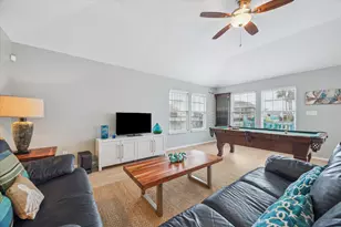 22032 Matagorda Dr, Galveston, TX 77554 - Photo 9