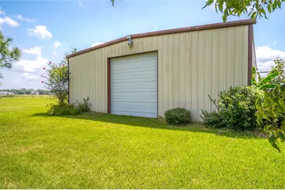 200 Eagle Road, Brazoria, TX 77422 - Photo 9
