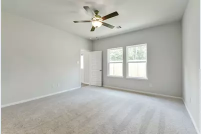 2037 Caney Creek Court, Conroe, TX 77301 - Photo 15