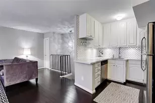 3401 Timmons Ln, Houston, TX 77027 - Photo 1