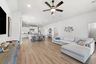 2603 Emerald Ln, Texas City, TX 77591 - Photo 11