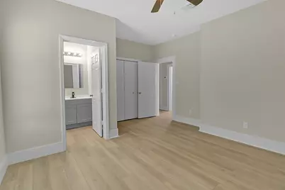 101 E James Street, Baytown, TX 77520 - Photo 5
