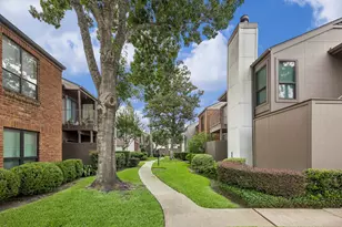 1201 Bering Dr, Houston, TX 77057 - Photo 3
