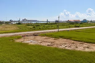 1110 Militia Dr, Surfside Beach, TX 77541 - Photo 15