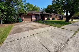1025 Finfrock St, Pasadena, TX 77506 - Photo 3