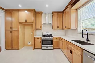 9406 Fern wood Forest, Houston, TX 77040 - Photo 7