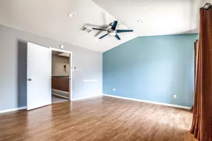 800 Country Pl Dr, Houston, TX 77079 - Photo 23