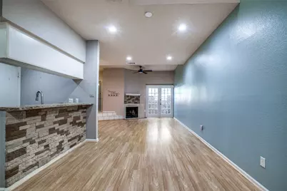800 Country Place Drive #306, Houston, TX 77079 - Photo 11