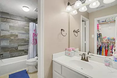 4627 La Escalona Drive, League City, TX 77573 - Photo 35